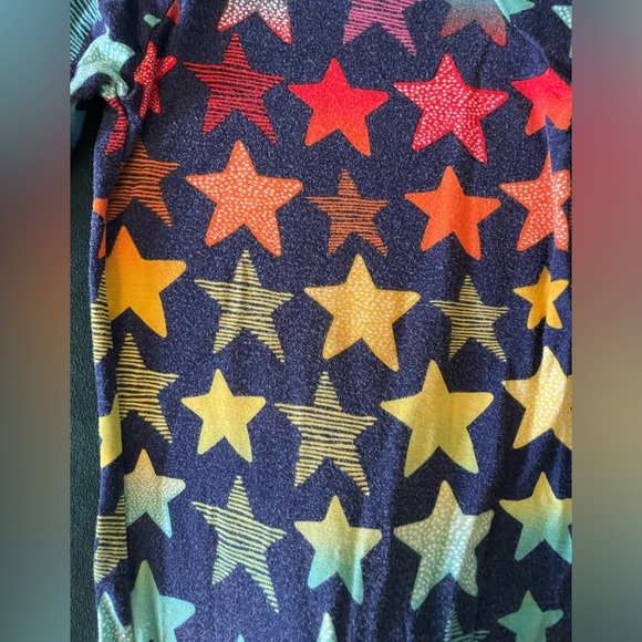 Little Sleepies Crescent Zippy- Shades of Stars- Newborn - Picture 2 of 4